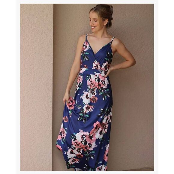 NWOT CHIC ME MAXI DRESS - Picture 1 of 7